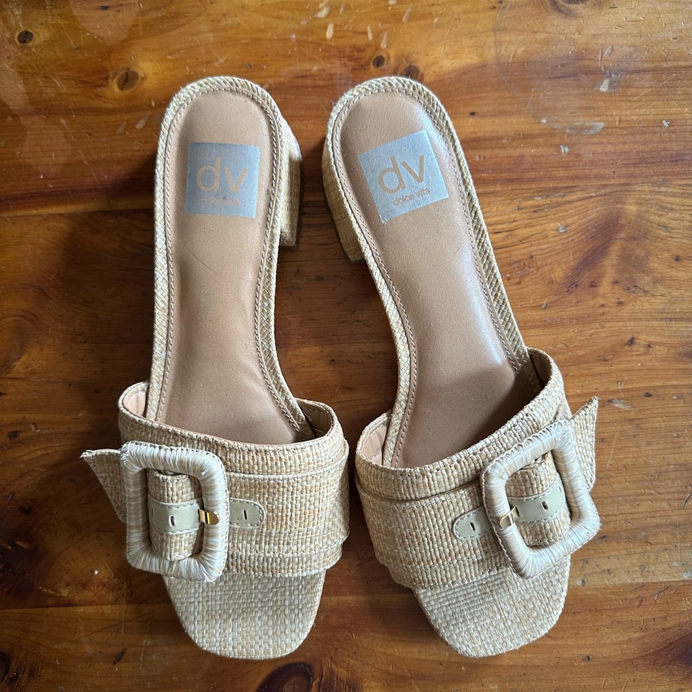 DV by Dolce Vita Natural Raffia Buckle Slide Mules